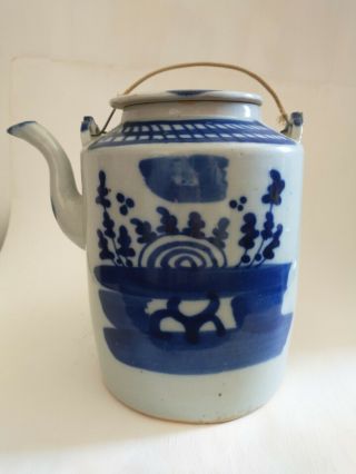 Large Antique Chinese Blue And White Porcelain Teapot 19th Century