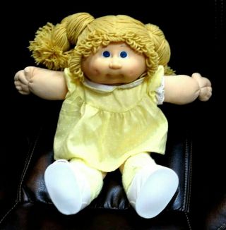 Rare Oaa 1984 Cpk Cabbage Patch Kids Doll - Blonde Pigtales,  Dimples Double Pony