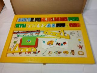 Vintage 1961 Child Guidance Toy,  Magnetic Read N Rite Board 403,  Rare 2