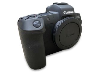 Canon Eos R Mirrorless Camera (body Only) - Rarely