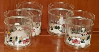 Pfaltzgraff Snow Village Plastic Cups With Floating Snowflakes Rare Set Of 4