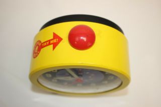 Vintage Rare Howard Miller BELL Retro Yellow Alarm Clock. 3