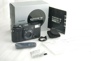 " Rare Top,  " Fujifilm Klasse W 35mm Point & Shoot Camera Black 4008