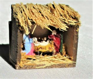 A Vintage Artisan Dollhouse Miniature Quarter 1/48 Scale Tiny Nativity Scene