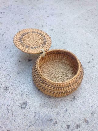 Small Antique 3 - 1/2 " Native American Indian Basket With Lid