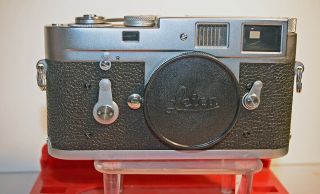 Leica M2 M - 2 Body Minus Cosmetic /// Needs Fix Repair Parts Rare Read