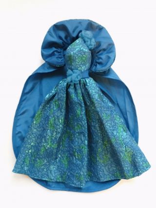 Barbie Doll 1984 Vintage Oscar De La Renta Gown 9259 Series V Fashion