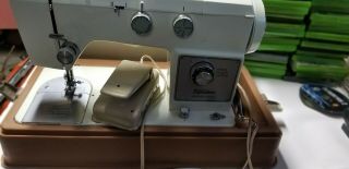 Vintage Montgomery Ward Signature Sewing Machine With Case