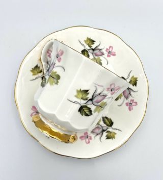Vintage Elizabethan Fine Bone China England Floral Tea Cup & Saucer Gold Trim