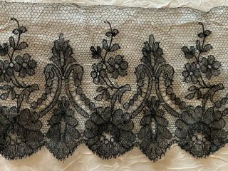 Antique French Victorian Silk Black Chantilly Handmade Bobbin Lace Edging 130cm