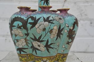 A rare Chinese Porcelain Tulip vase. 3
