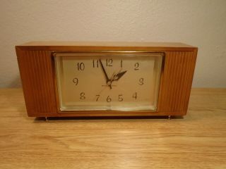 General Electric Ge Mid Century Shelf Mantel Clock Model 7305 Wood Wooden Rare