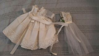 Vintage Cosmopolitan Ginger White Lace Tagged Bride Dress & Veil