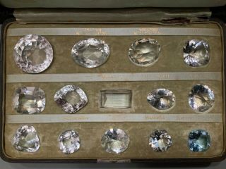 Rare Antique Historical Diamonds Facsimiles Full Set in Covered Fitted Case 3