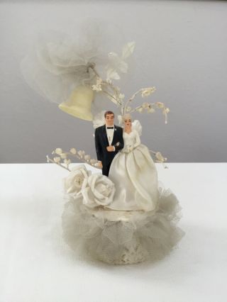 Vintage Coast Novelty Plastic Bride & Groom Cake Topper Figurines Netting 1959