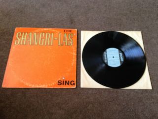 The Shangri - Las Sing Very Rare Us Vintage Vinyl Lp Postage
