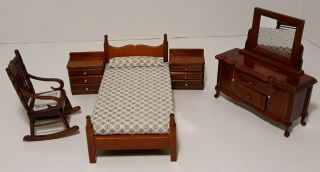 5 Piece Wood Bedroom Set Dollhouse Furniture Miniatures 1:12