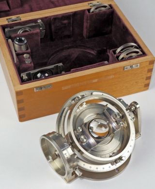 Rare Leitz Wetzlar Universal Gimbal Microscope Stage Boxed 3