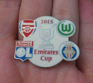 Arsenal Emirates Cup 2015 Pin Badge Rare Vgc