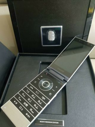 Samsung Sm - W2019 - Very Rare - Box With Accessories -