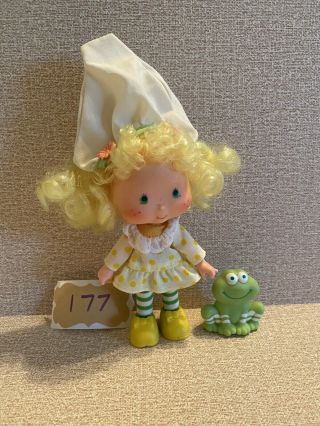 Vintage Strawberry Shortcake Lemon Meringue & Pet Frog FrappÉ Doll 1980 
