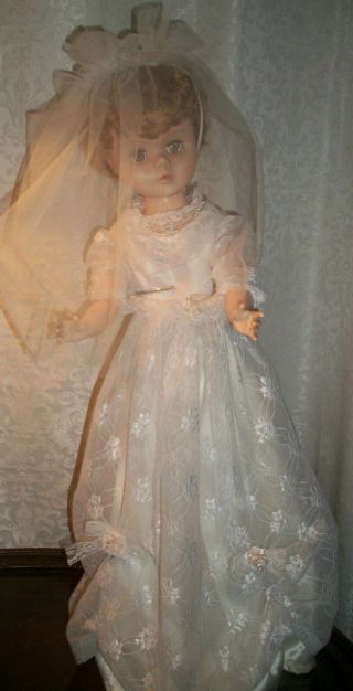 24 " Vintage Toy Bride Doll Rubber & Plastic Embroidered Dress Pearls & Veil