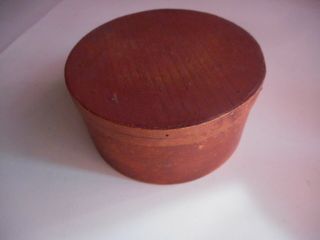 Rare 19th C.  very small Shaker made Banded Box w/Org.  Red Wash Paint.  Pantry Box 4