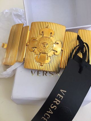 Unworn & Rare Gianni Versace Medusa Gold - Tone Metal Cuff Bracelet Box & Tags