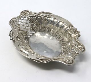 A Pretty Antique Victorian C1897 Solid Silver Embossed Trinket Dish 32g 28142