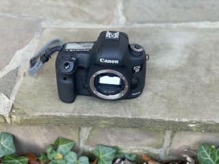 Canon EOS 5D Mark III Digital SLR Camera Body Rarely,  w/Box 5