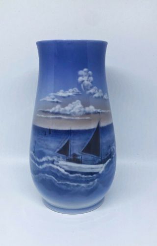 Copenhagen Porcelain Ship Vase Rare Vintage Bing & Grondahl 1302/6211