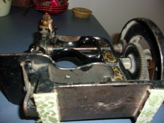 Rare nettleton raymond sewing machine cast iron 2
