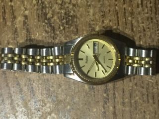 Vintage Pulsar Ladies Watch Wristwatch Gold/silver Tone Quartz Day/date