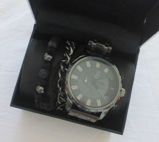 Ru Rocawear Big Armbanduhr,  Armbänder Schwarz Uhr Silber Silbergau Damen Box