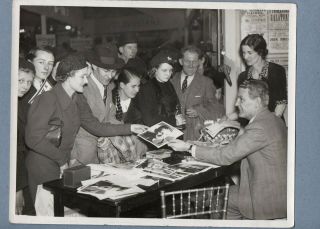 Will Hay Vintage Photo Doing Signing At Noel Coward Theatrical Garden Party 10x8