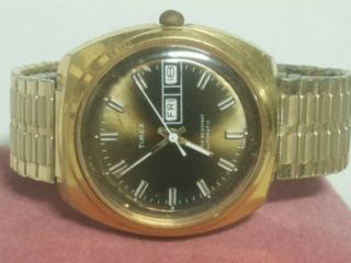 Vintage Timex Automatic Wristwatch Day - Date Water Resistant Gold Plate Beauty 3