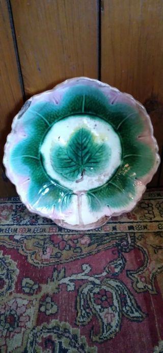 Antique Majolica Early Green Leaf Bowl Plate Scalloped Pink Edge 10 "