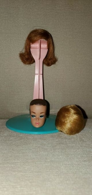 Mattel Vintage Barbie Fashion Queen Head With 2 Wigs And Stand