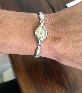 Vintage Wittnauer 10k White Gold Filled Swiss Ladies Winding Wristwatch