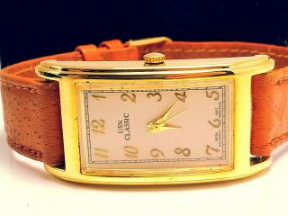 Vintage 1970s Rare " United States Navy " Usn - Classic Gold Arched - Case Mens Watch