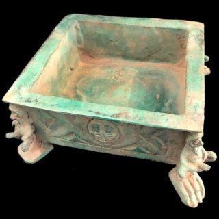 RARE ANCIENT ROMAN BRONZE HUGE PERIOD JEWELLERY BOX WITH STATUES - 200 - 400 AD 3