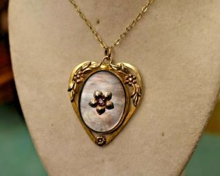 Estate Antique Gold Filled Heart - Shaped Mother Pearl Pendant Chain Necklace