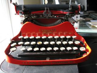 Rare and extremely collectible 1929 Corona 3 Special folding typewriter in red 2