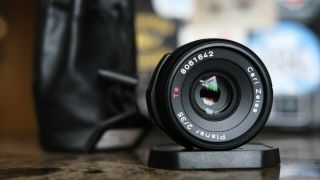 Contax Carl Zeiss Planar 35mm F2 Lens Black For G1 G2 Rare