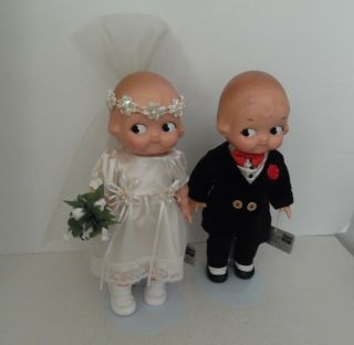 Vintage Campbell Kids Bride And Groom Dolls Shelf