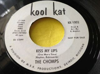 Hear Rare Garage Soul 45 : The Chomps Lookout World Kool Kat Kk 1002 Promo