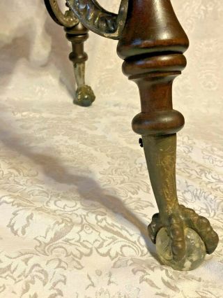 Rare Antique 1800 ' s Victorian Parlor Table / Claw Feet / Lion Heads 6