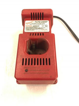 Milwaukee 7.  2v Battery Charger Made In Usa Vintage Rare For 48 - 11 - 0130 Batteries