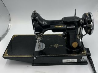 Rare 1933 Singer Featherweight 221 Sewing Machine Case Ad550044
