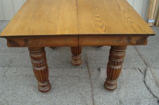 61158 Antique Victorian Oak Dining Table w/ 2 leaves RARE CARVED SKIRT MAYVILLE 6